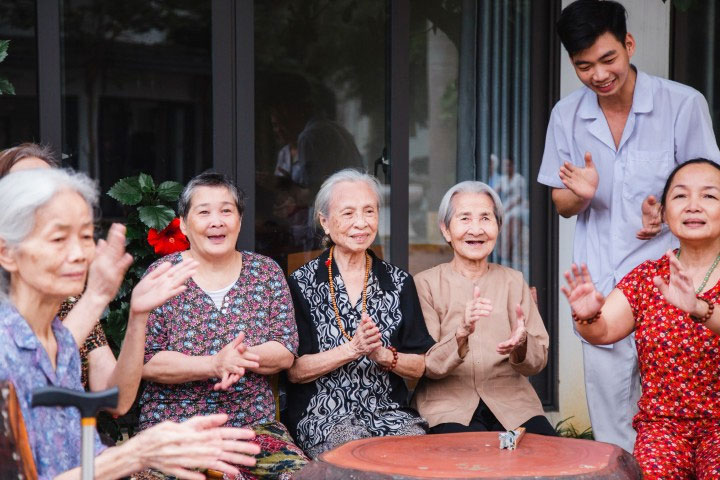 Chất lượng dịch vụ và quy trình chăm sóc người cao tuổi tại dưỡng lão An Bình 